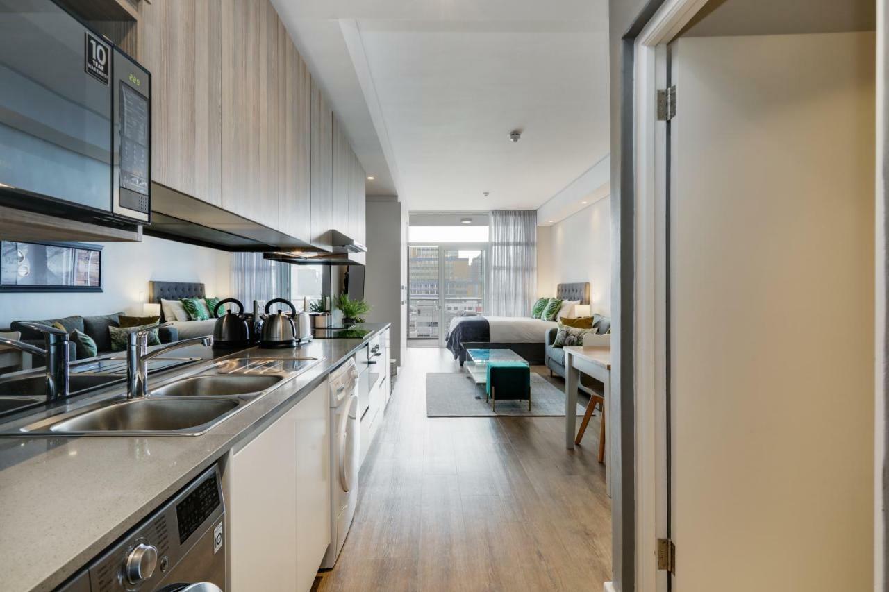 Backup-Power Eco Balcony Apartment Near Table Mountain ケープタウン エクステリア 写真