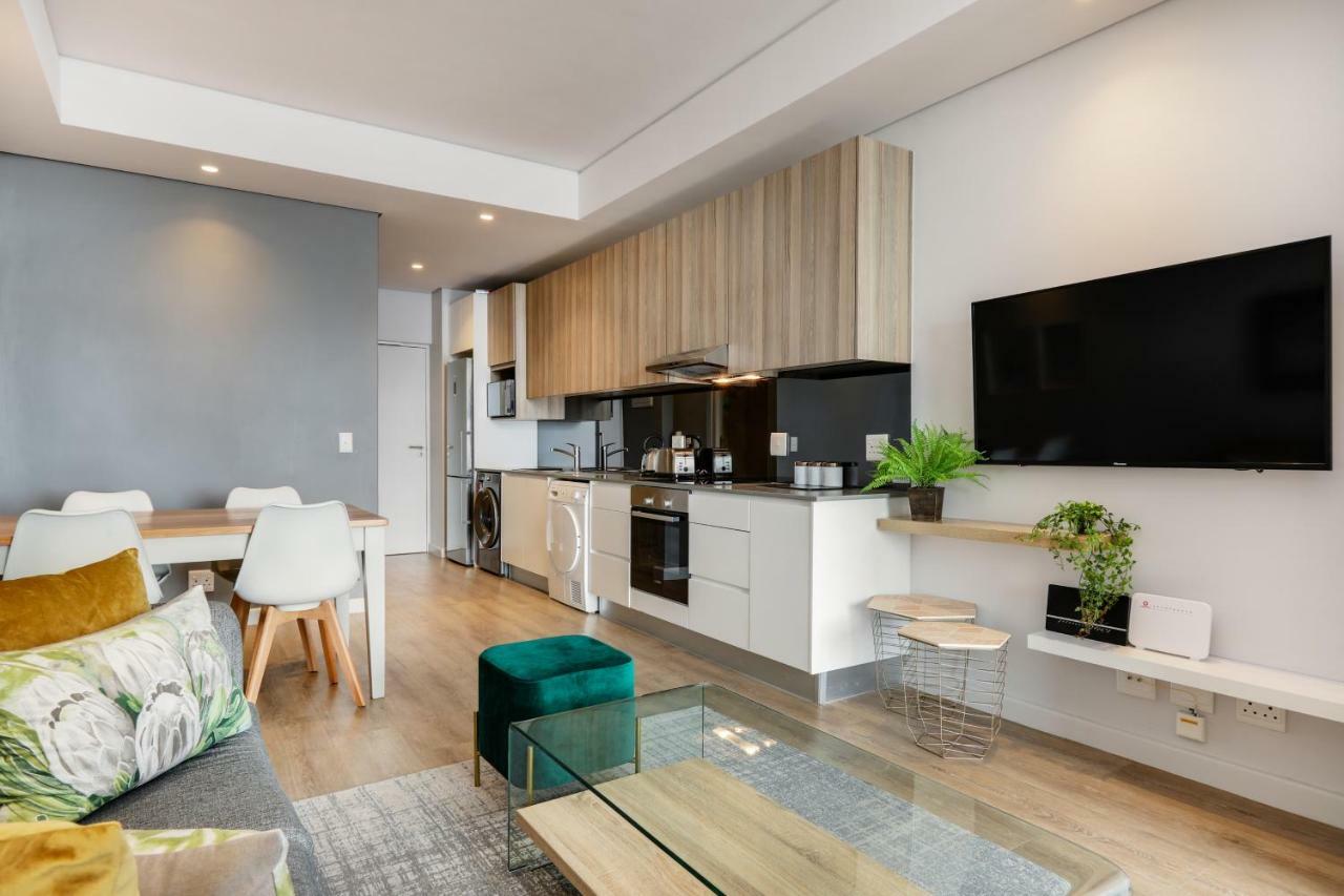 Backup-Power Eco Balcony Apartment Near Table Mountain ケープタウン エクステリア 写真