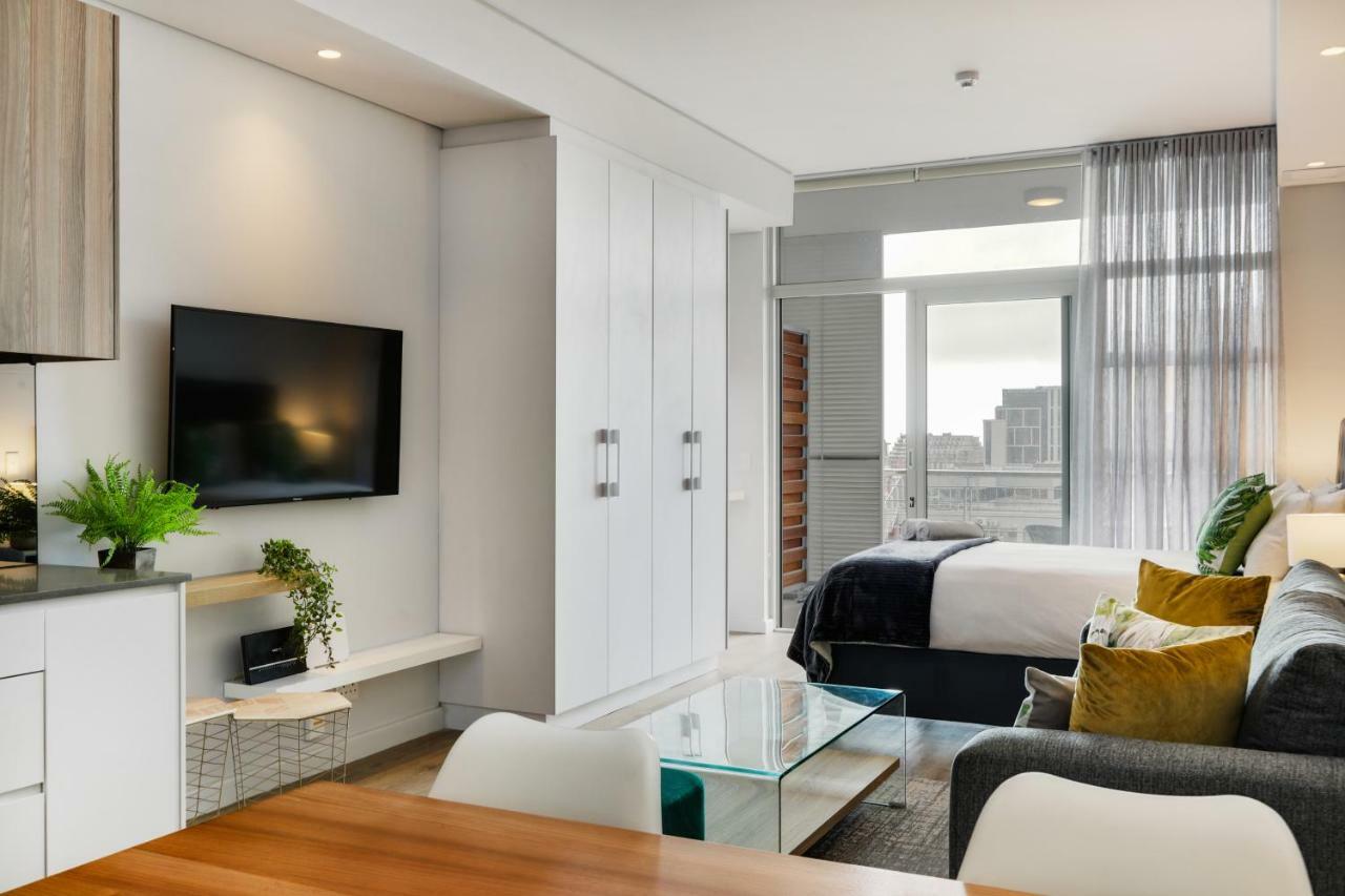 Backup-Power Eco Balcony Apartment Near Table Mountain ケープタウン エクステリア 写真