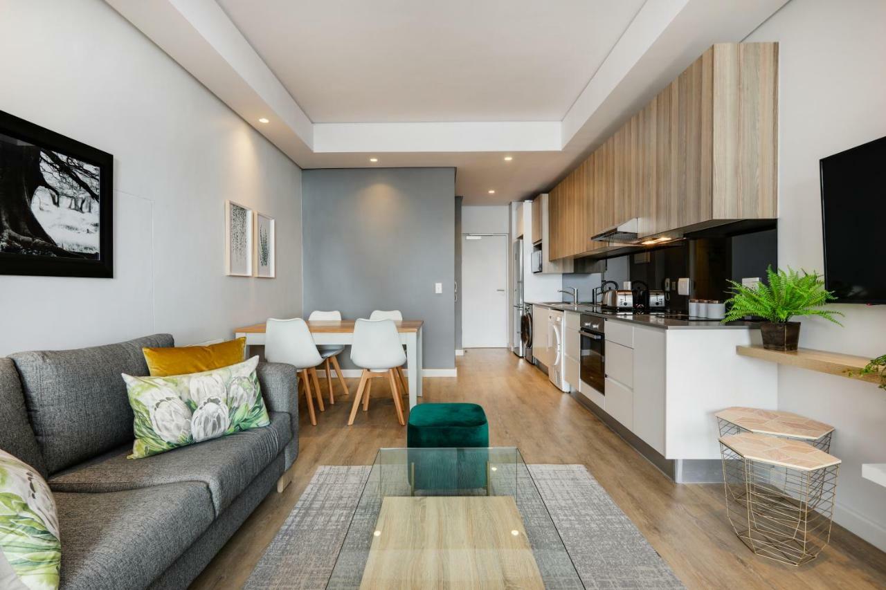 Backup-Power Eco Balcony Apartment Near Table Mountain ケープタウン エクステリア 写真