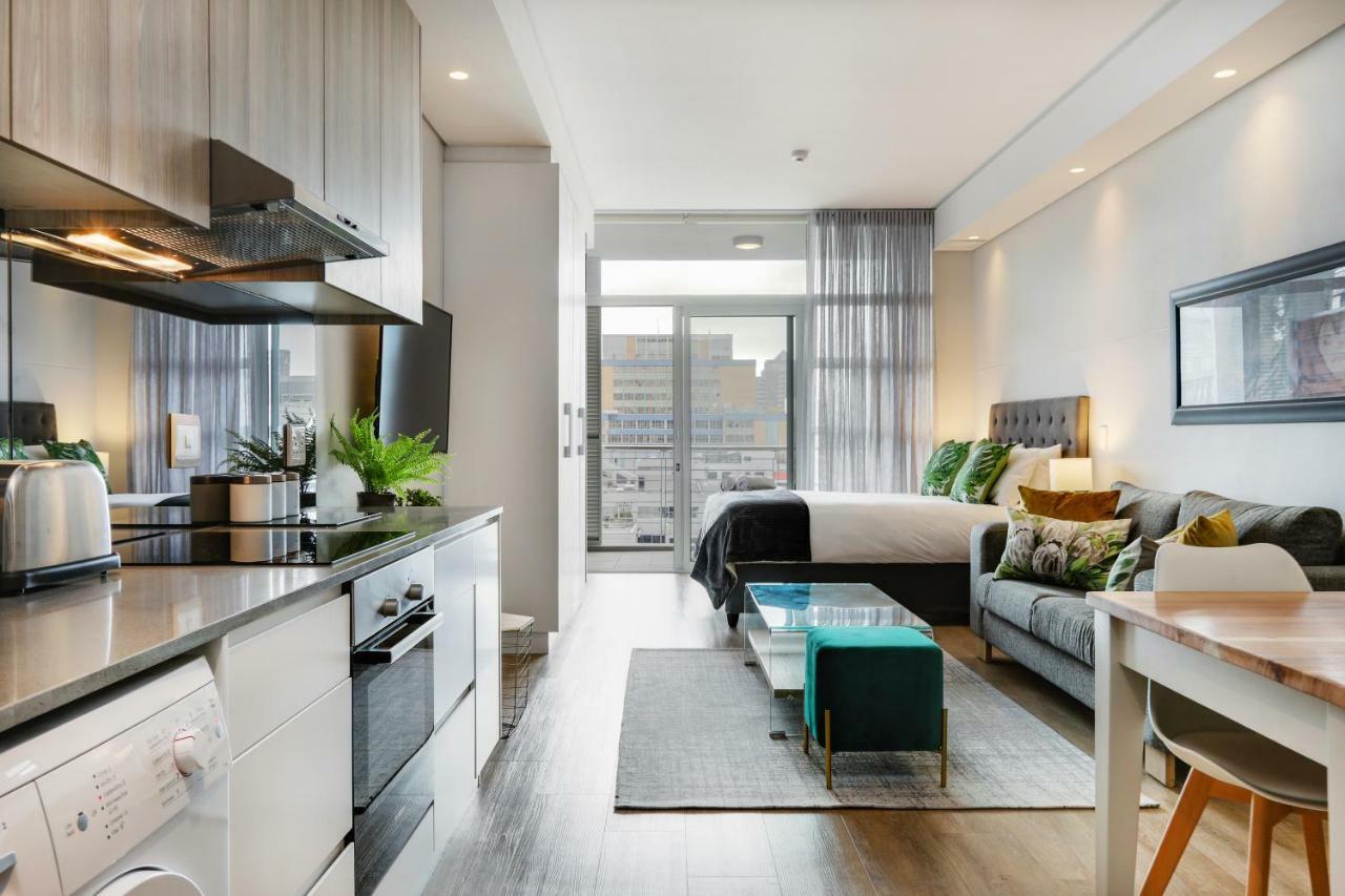 Backup-Power Eco Balcony Apartment Near Table Mountain ケープタウン エクステリア 写真