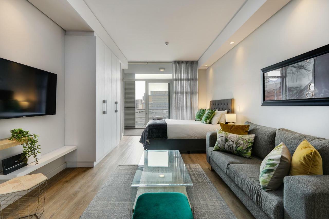Backup-Power Eco Balcony Apartment Near Table Mountain ケープタウン エクステリア 写真